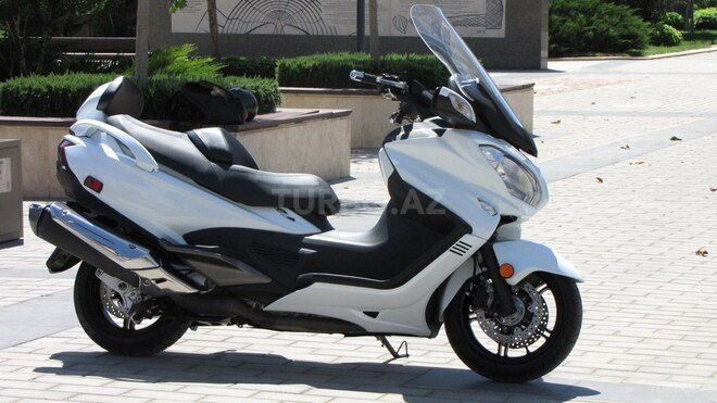 Suzuki Burgman 2017, 31,672 km - 0.7 l - Bakı