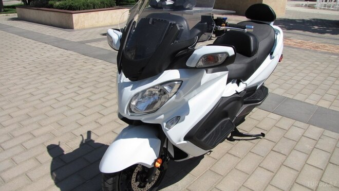 Suzuki Burgman 2017, 31,672 km - 0.7 l - Bakı