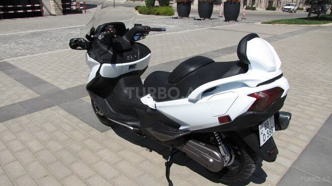 Suzuki Burgman 2017, 31,672 km - 0.7 l - Bakı