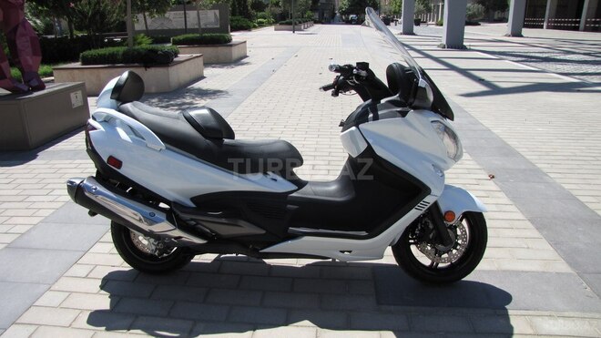 Suzuki Burgman 2017, 31,672 km - 0.7 l - Bakı