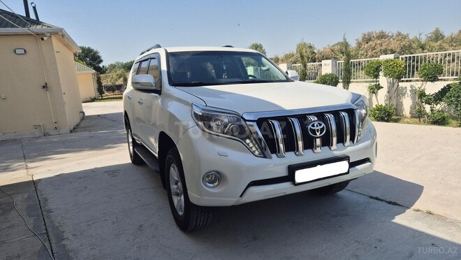 Toyota Land Cruiser Prado-13