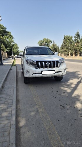Toyota Land Cruiser Prado-1