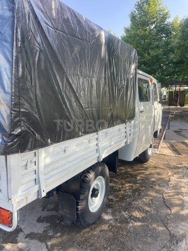 UAZ 39094-5
