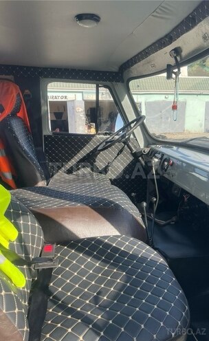 UAZ 39094-6
