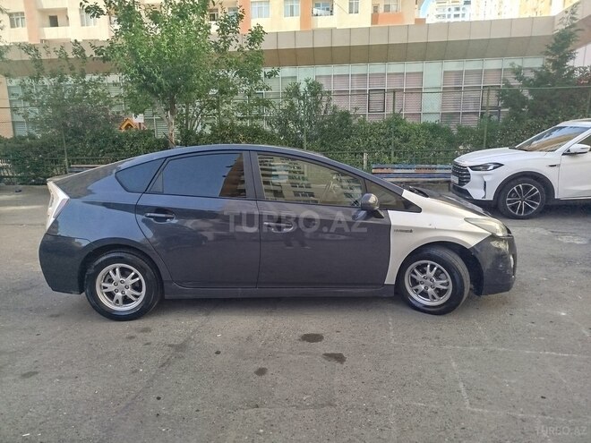 Toyota Prius 2011, 308,994 km - 1.8 l - Bakı