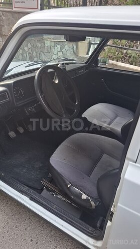 LADA (VAZ) 2107 2005, 95,000 km - 1.6 l - Quba