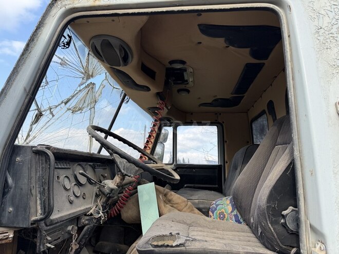 KamAz 55111 1992, 200,000 km - 11.0 л - Biləsuvar