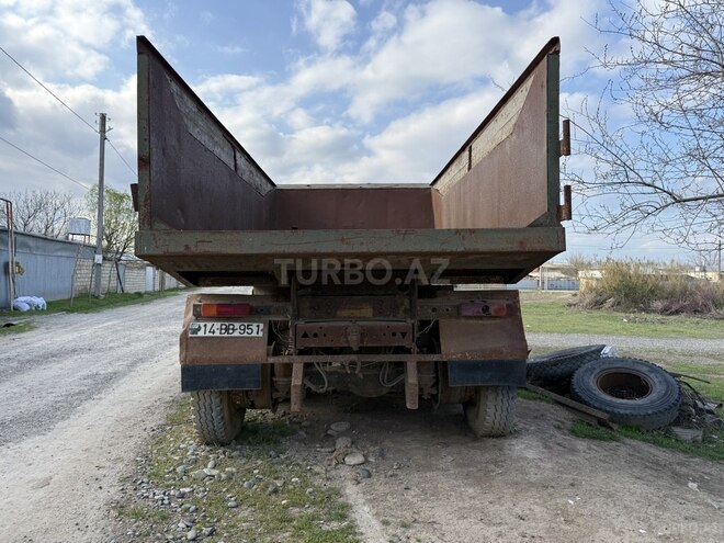 KamAz 55111 1992, 200,000 km - 11.0 л - Biləsuvar