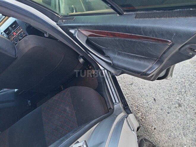 Mercedes C 220 1995, 495,856 km - 2.2 л - Bakı