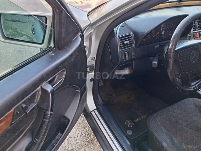 Mercedes C 220 1995, 495,856 km - 2.2 л - Bakı