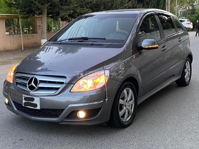 Mercedes B 180 2009, 198,000 km - 1.7 l - Sumqayıt