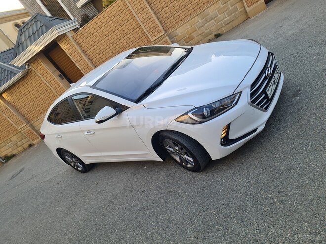 Hyundai Avante 2016, 293,000 km - 1.6 л - Bakı