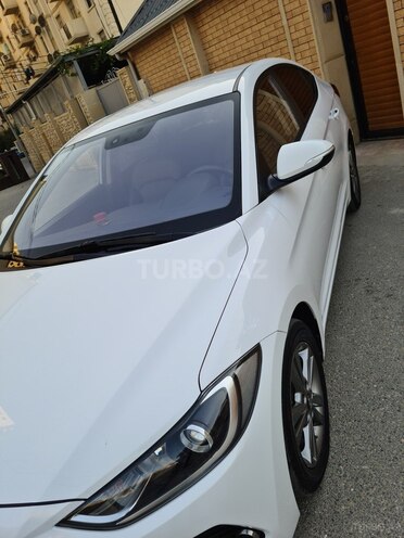 Hyundai Avante 2016, 293,000 km - 1.6 л - Bakı