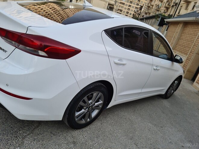 Hyundai Avante 2016, 293,000 km - 1.6 л - Bakı