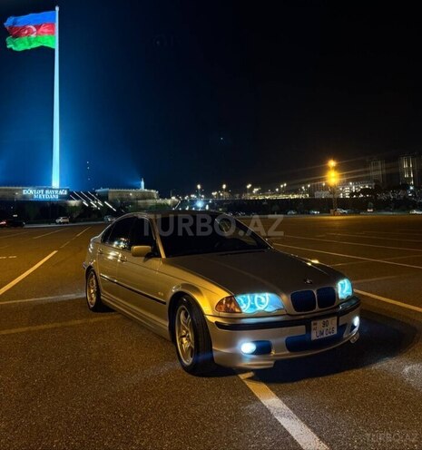 BMW 320-5