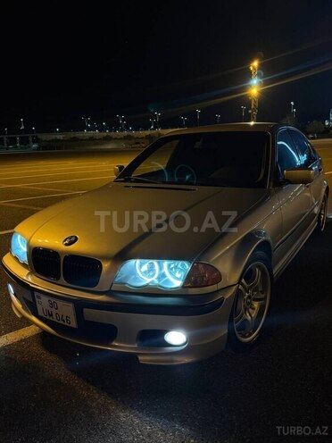 BMW 320-8