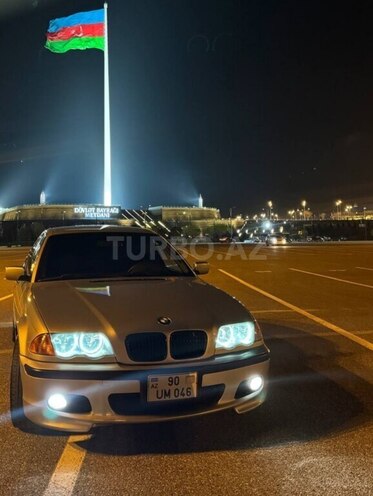 BMW 320-11