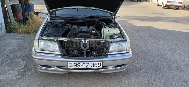 Mercedes C 240 1998, 256,000 km - 2.4 l - Ağcabədi