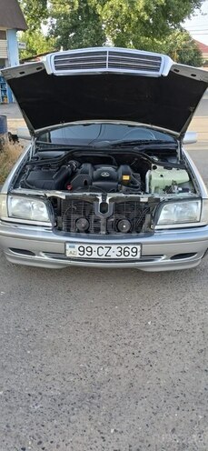 Mercedes C 240 1998, 256,000 km - 2.4 l - Ağcabədi