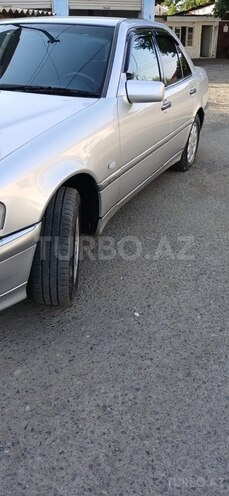 Mercedes C 240 1998, 256,000 km - 2.4 l - Ağcabədi