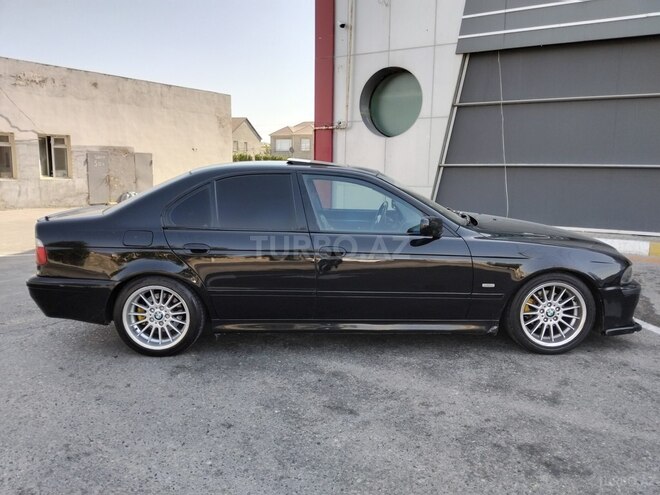 BMW 528-16