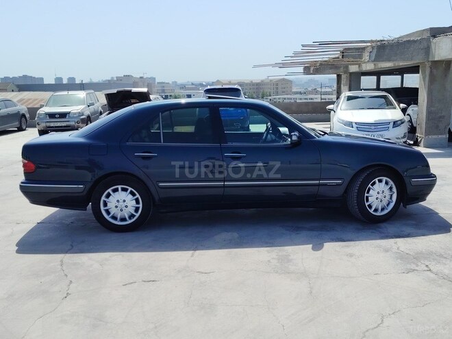 Mercedes E 280 2000, 336,000 km - 2.8 l - Bakı