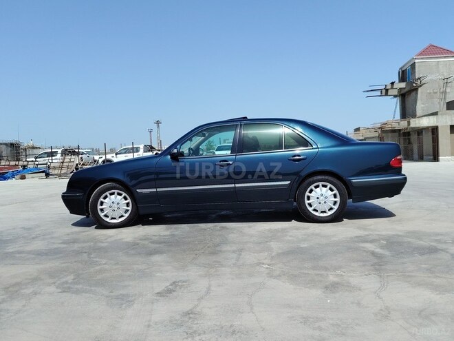 Mercedes E 280 2000, 336,000 km - 2.8 l - Bakı