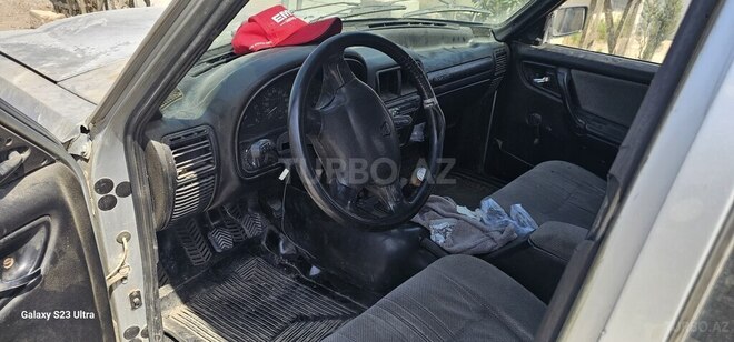 GAZ 3110 2002, 200,000 km - 2.3 l - Bakı