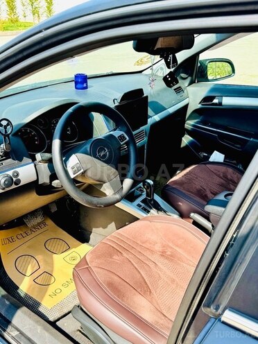 Opel Astra 2007, 189,654 km - 1.8 l - Beyləqan