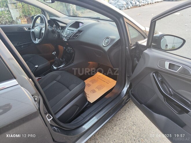 Ford Fiesta 2016, 192,000 km - 1.5 l - Bakı