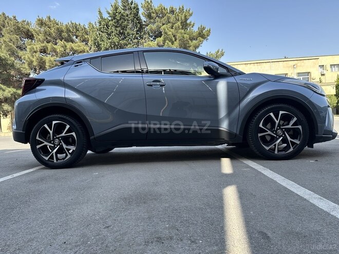 Toyota C-HR 2020, 29,000 km - 1.8 л - Bakı