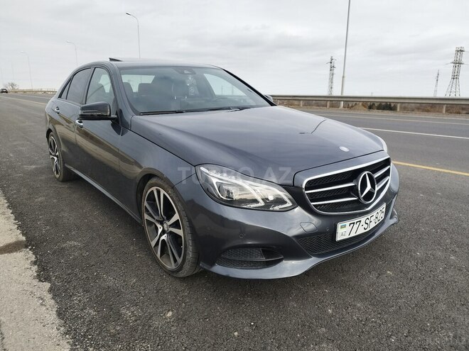 Mercedes E 220 d 2015, 168,000 km - 2.2 l - Salyan