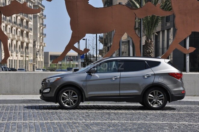 Hyundai Santa Fe-17