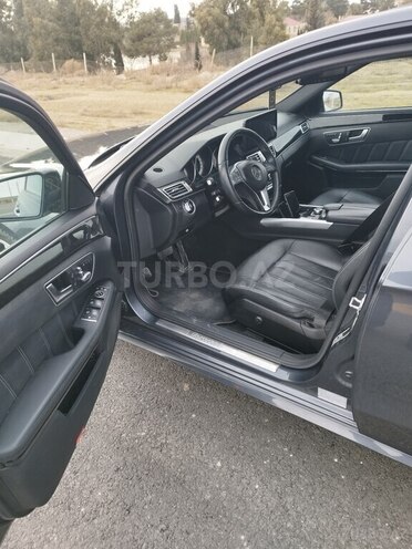 Mercedes E 220 d 2015, 168,000 km - 2.2 l - Salyan