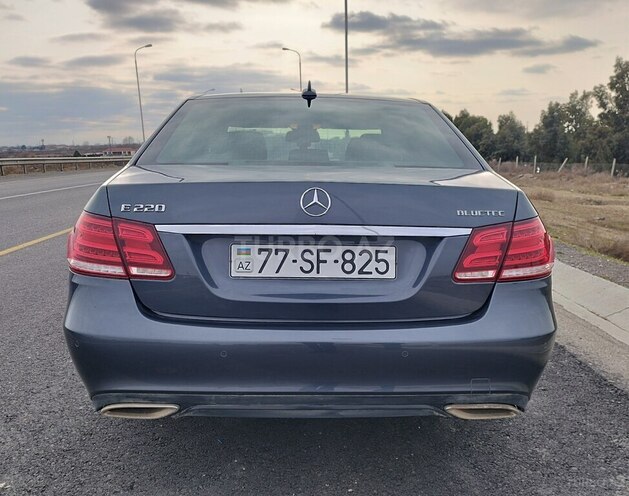 Mercedes E 220 d 2015, 168,000 km - 2.2 l - Salyan