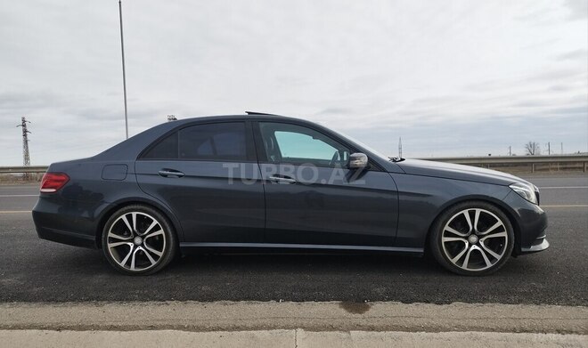 Mercedes E 220 d 2015, 168,000 km - 2.2 l - Salyan
