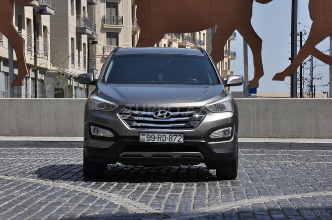 Hyundai Santa Fe-12