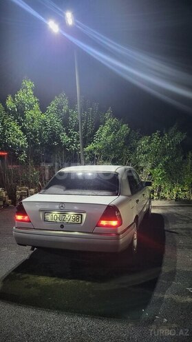 Mercedes C 180 1995, 494,442 km - 1.8 л - Astara