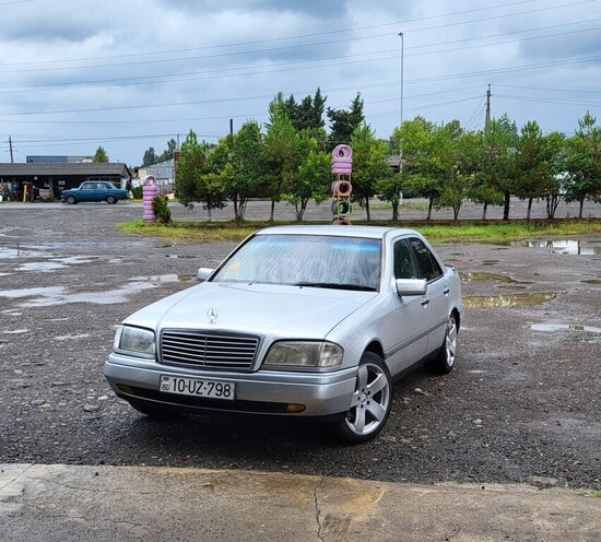 Mercedes C 180 1995, 494,442 km - 1.8 л - Astara