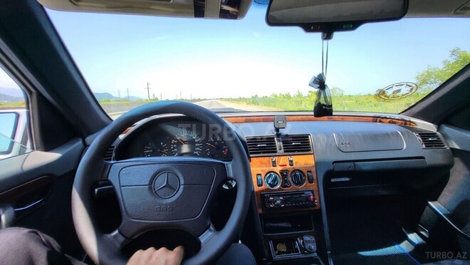 Mercedes C 180 1995, 494,442 km - 1.8 л - Astara