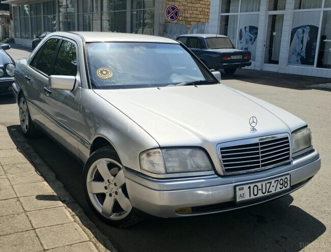 Mercedes C 180 1995, 494,442 km - 1.8 л - Astara