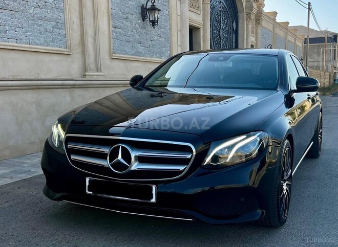 Mercedes E 220 d 2018, 330,000 km - 2.2 л - Bakı