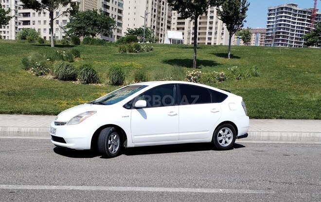 Toyota Prius-2
