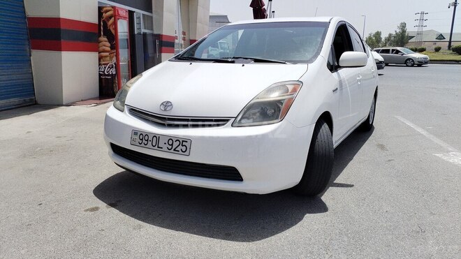 Toyota Prius-1