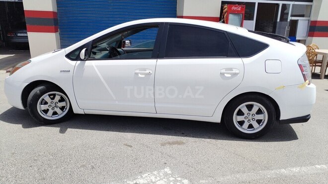 Toyota Prius-10