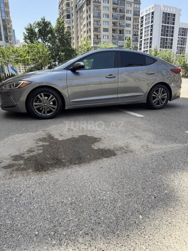 Hyundai Elantra 2017, 136,000 km - 2.0 l - Bakı