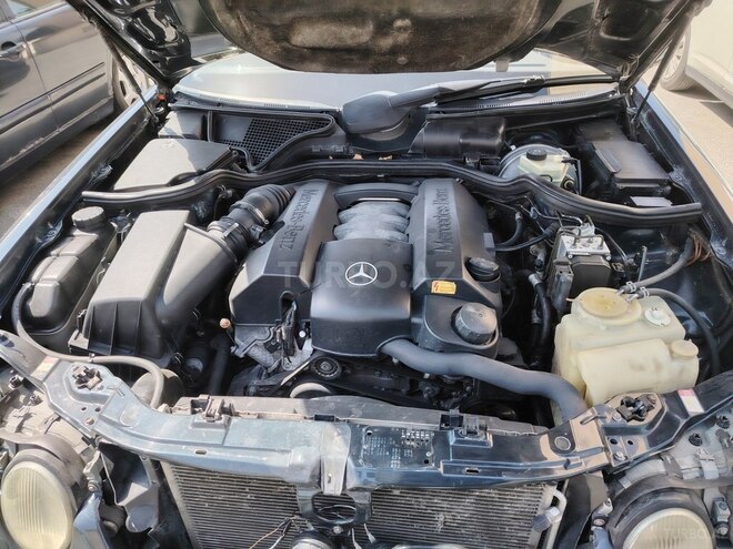 Mercedes E 280 2000, 421,000 km - 2.8 l - Bakı