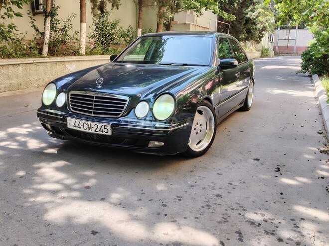 Mercedes E 280 2000, 421,000 km - 2.8 l - Bakı