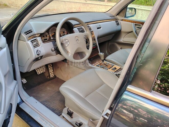 Mercedes E 280 2000, 421,000 km - 2.8 l - Bakı