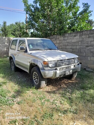 Mitsubishi Pajero 1995, 250,000 km - 3.0 l - Bakı